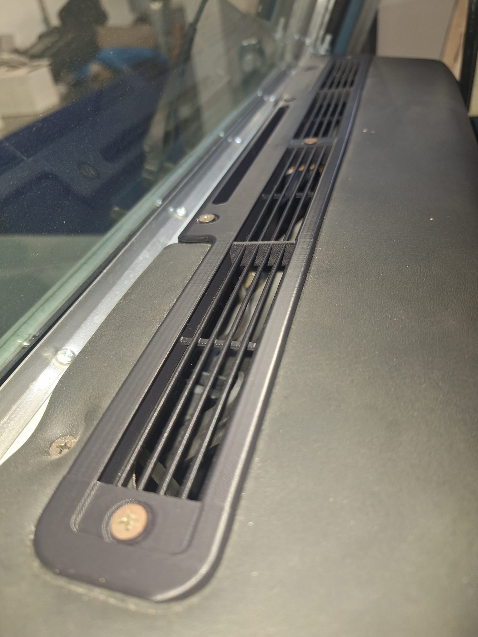Demister Vent for Land Rover Series 3 Part# 346893
